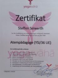 Ausbildung zum Atempädagogen im Yogasvaha abgeschlossen